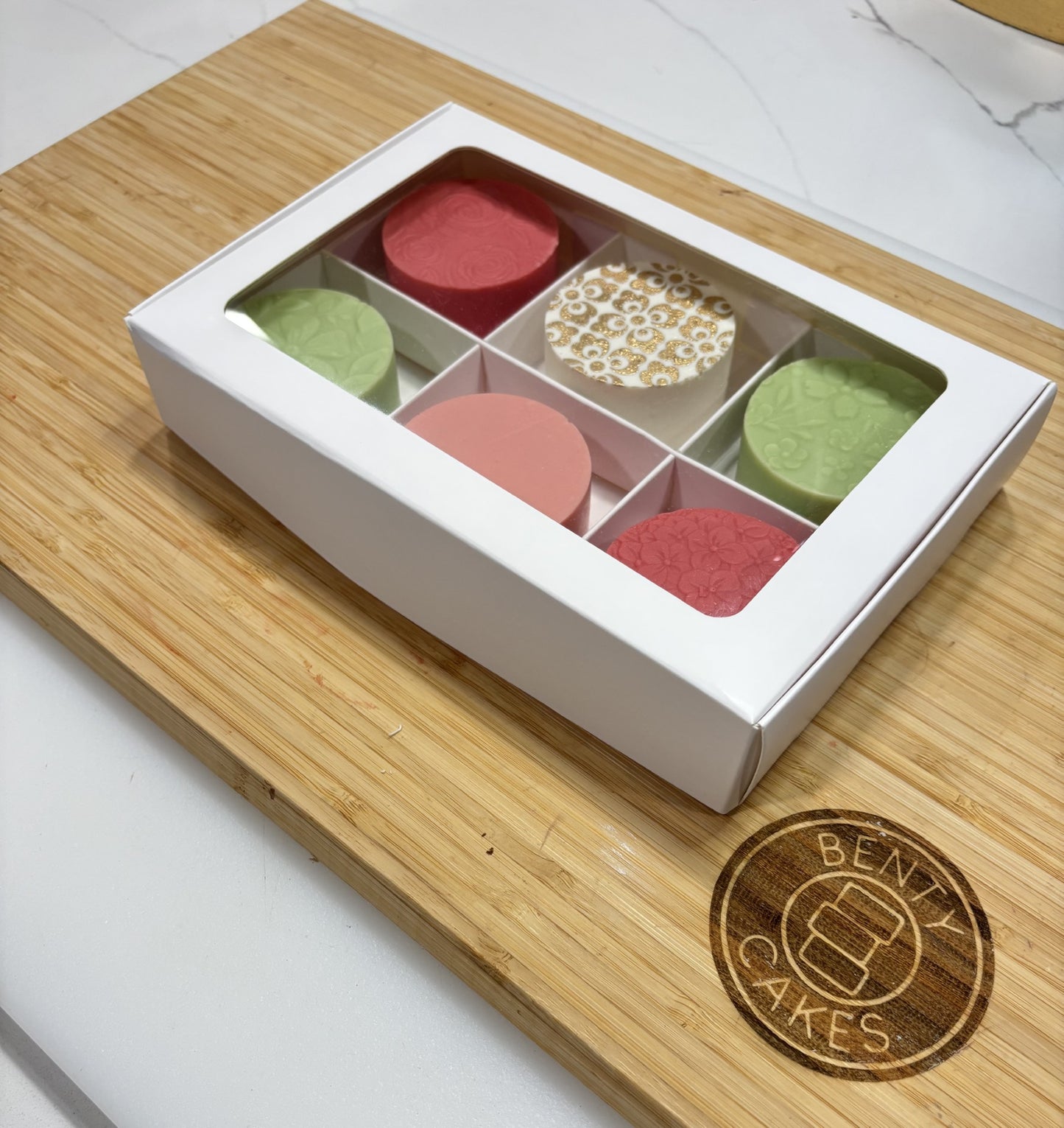 6 Pack WHITE Benty Boxes Set of 25