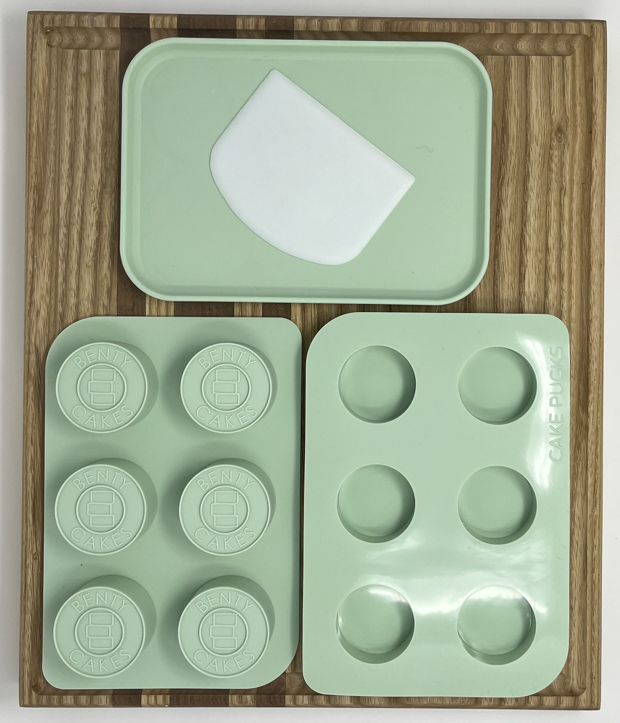 Our new mold set makes it so easy! Cake Pucks are for the