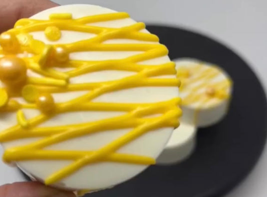 Lemon Oreo Cake Pucks