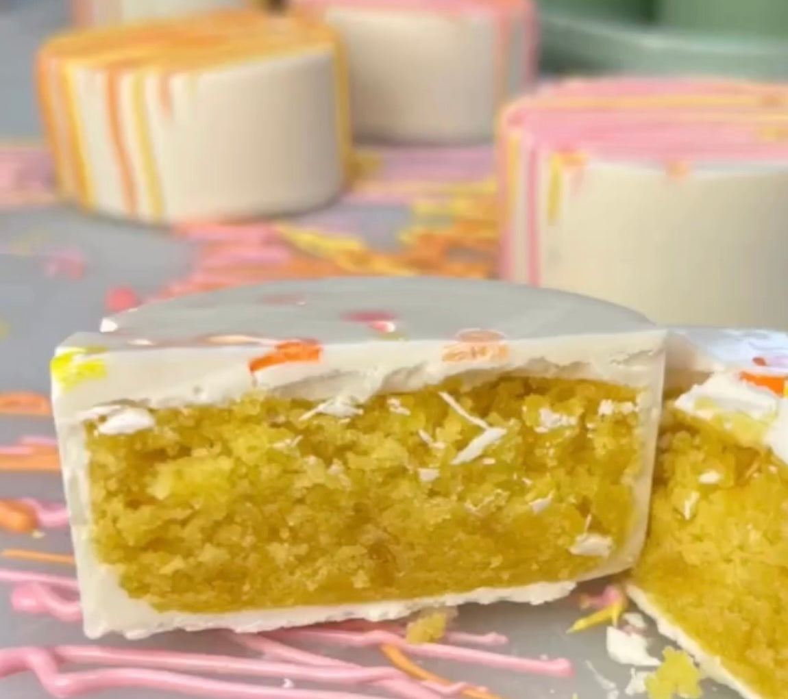 Lemon Pop Cake Pucks – Benty Cakes