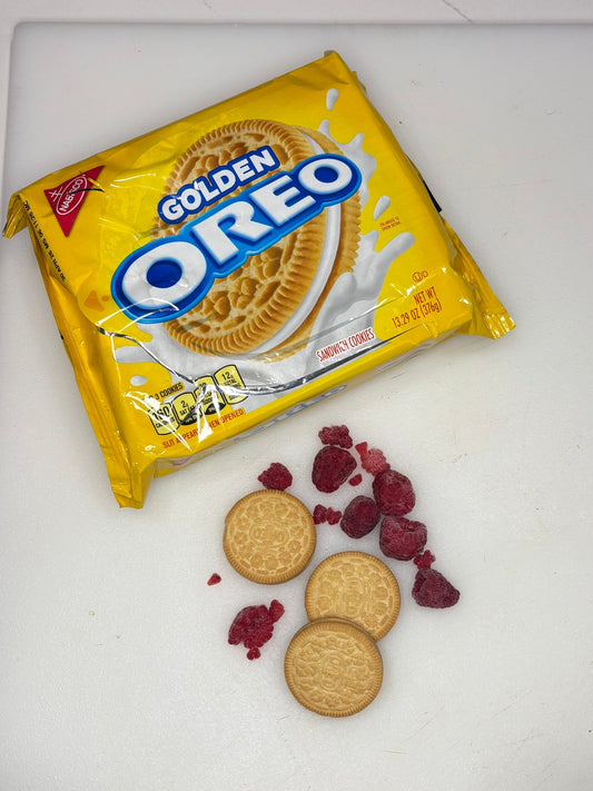 Golden Oreo and Raspberry Cake Pucks