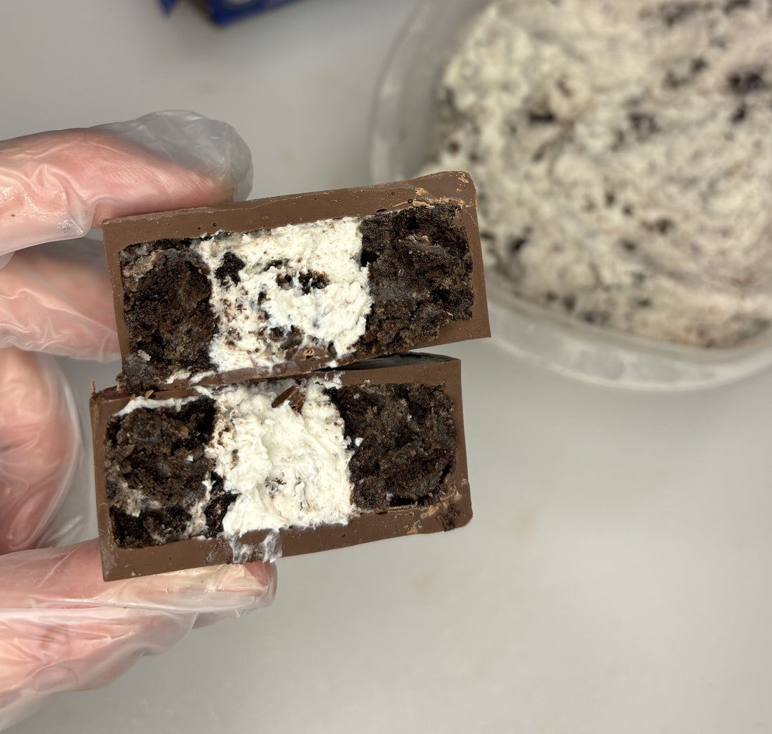 Oreo Filling Cake Pucks